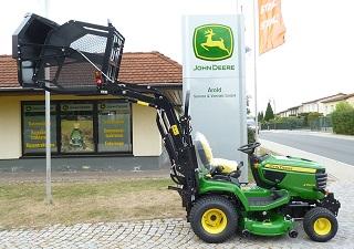 John Deere Heckauswurftraktor X950R